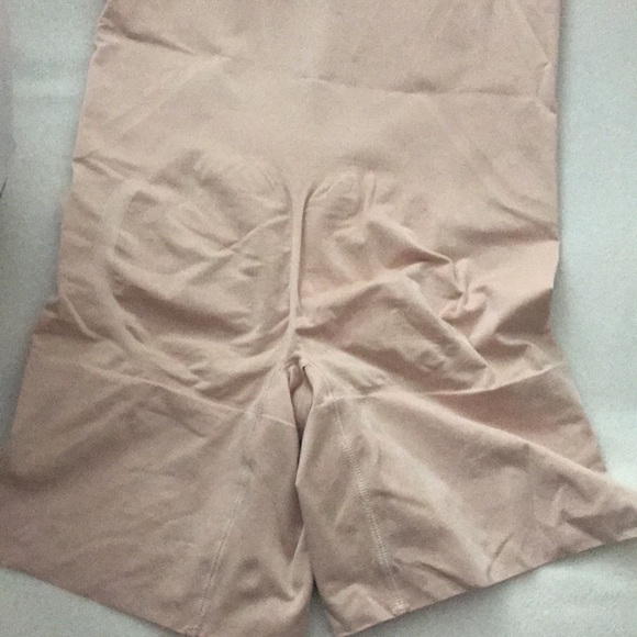 Spanx one piece - Picture 6 of 7